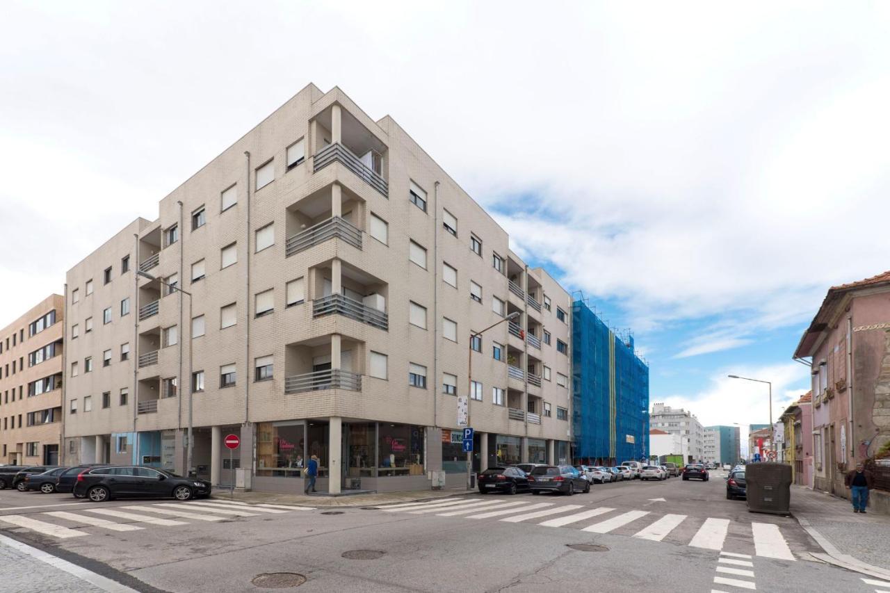 Lovelystay - Charm Beach Apartment By Metro Station มาโตซีนโญส ภายนอก รูปภาพ