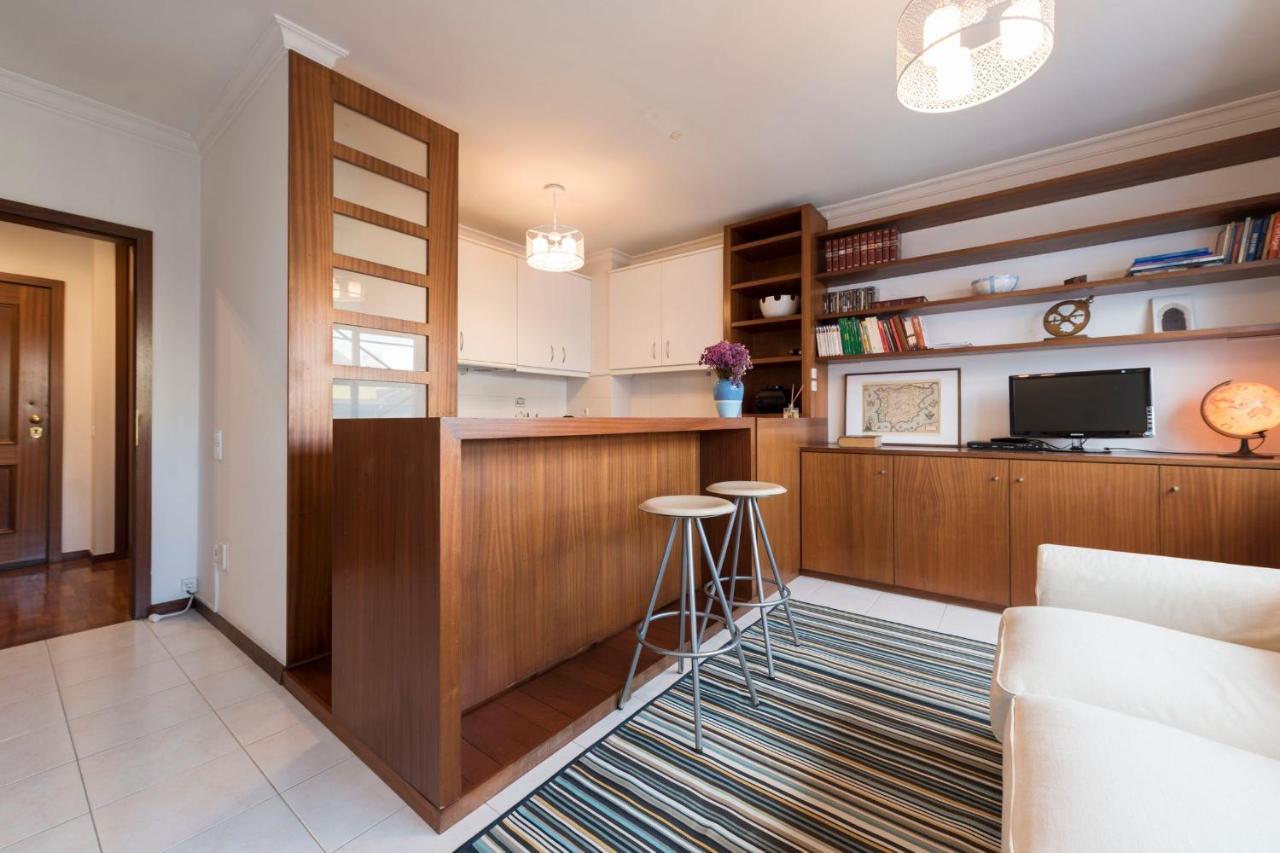 Lovelystay - Charm Beach Apartment By Metro Station มาโตซีนโญส ภายนอก รูปภาพ