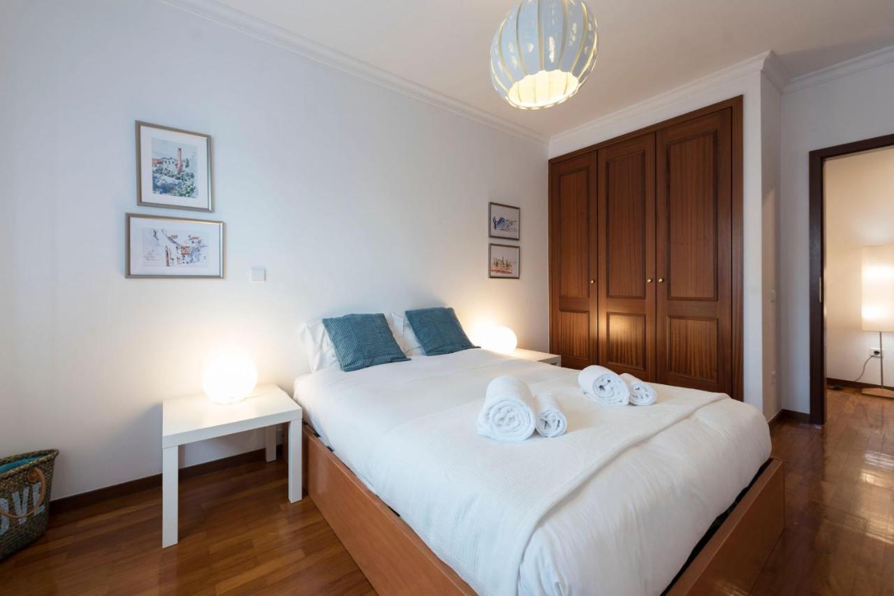 Lovelystay - Charm Beach Apartment By Metro Station มาโตซีนโญส ภายนอก รูปภาพ