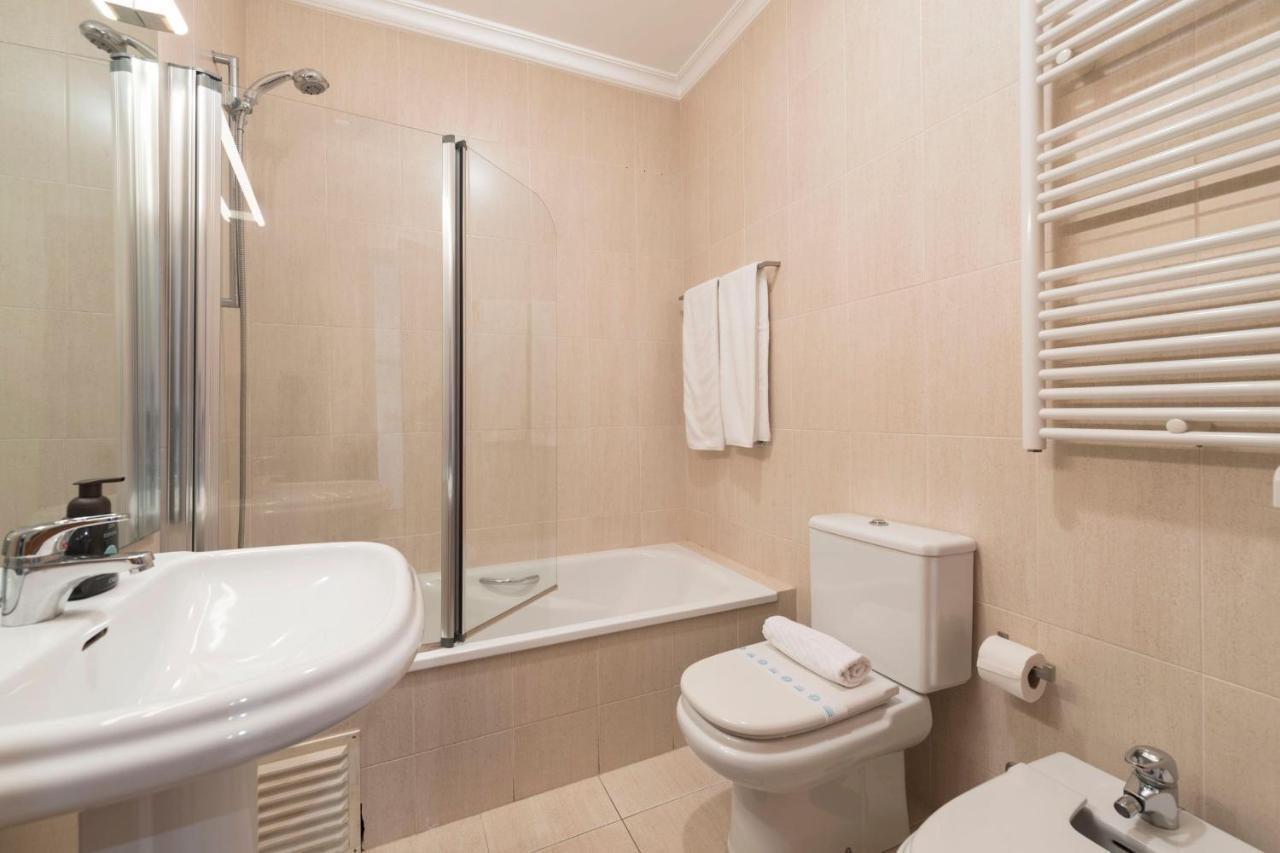 Lovelystay - Charm Beach Apartment By Metro Station มาโตซีนโญส ภายนอก รูปภาพ