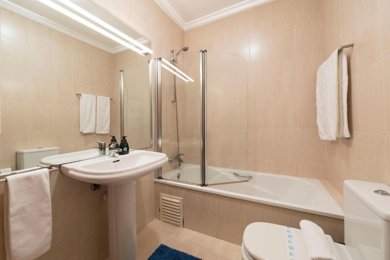 Lovelystay - Charm Beach Apartment By Metro Station มาโตซีนโญส ภายนอก รูปภาพ